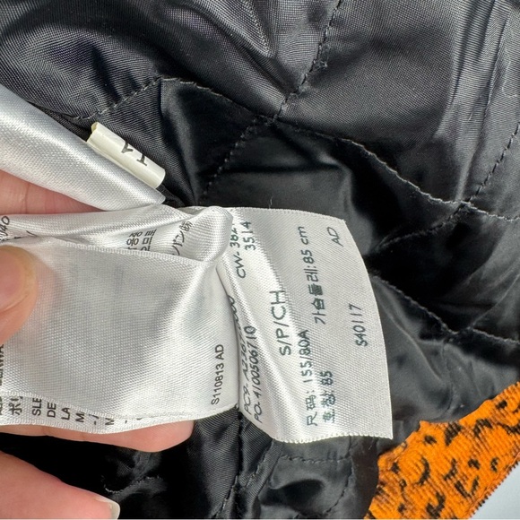 Levi’s Cheetah Print Ladies Jean Jacket- size small - Like New - Picture 8 of 15